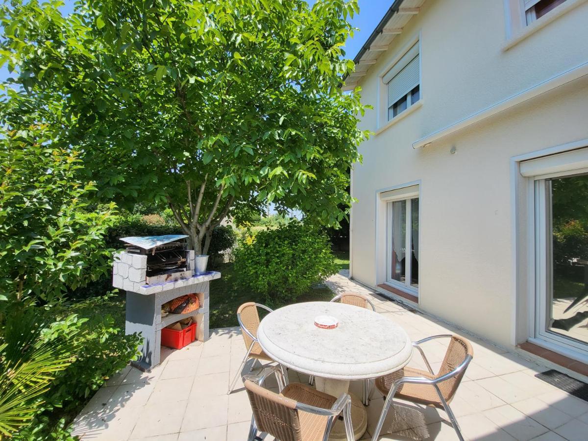 Maison Venitia Aussonne Экстерьер фото