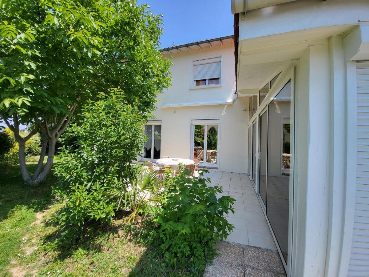 Maison Venitia Aussonne Экстерьер фото